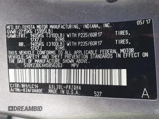 2017 Toyota Sienna XLE Auto Access Seat with VIN 5TDYZ3DC4HS856263, listed as a IAAI auction lot 42003167 with 100,105 mi miles. Bid and sale history available at carsss.com. Image 9.