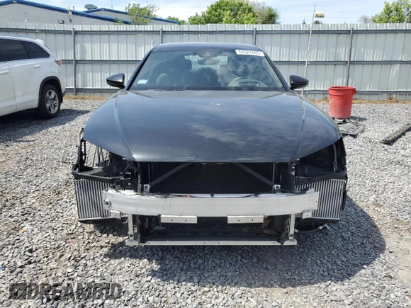 2019 Audi A8 with VIN WAU8DAF88KN016914, listed as a Copart auction lot 57621665 with 47,647 mi miles and Salvage title. Bid and sale history available at DreamBid. Image 5.