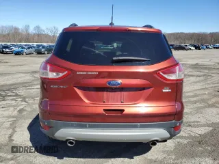 2014 Ford Escape SE with VIN 1FMCU9GX1EUB04372, listed as a Copart auction lot 49874705 with 201,106 mi miles and Salvage Title. Bid and sale history available at DreamBid. Image 6.