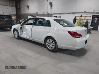 2008 Toyota Avalon XL with VIN 4T1BK36B58U299224, listed as a IAAI auction lot 41895152 with 97,971 mi miles. Bid and sale history available at carsss.com. Image 3.