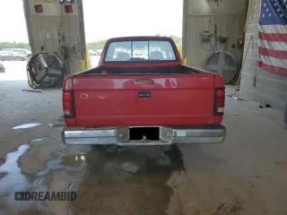 1996 Dodge Dakota z VIN 1B7GL23X3TS561778, wystawiony jako Copart lot #64678904 z przebiegiem 249 mil mil oraz Szkody całkowita. Historia ofert i sprzedaży dostępna na DreamBid. Obrazek 6.