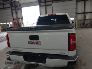 2017 GMC Sierra 1500 SLE z VIN 3GTU2MEC4HG374723, wystawiony jako IAAI lot #41400381 z przebiegiem 141 896 mil mil oraz . Historia ofert i sprzedaży dostępna na DreamBid. Obrazek 16.