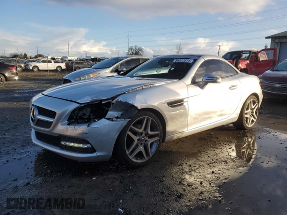 2014 Mercedes-Benz SLK 250 z VIN WDDPK4HA3EF091997, wystawiony jako Copart lot #86802974 z przebiegiem 70 247 mil mil oraz Szkoda całkowita • Salvage title. Historia ofert i sprzedaży dostępna na DreamBid. Obrazek 1.