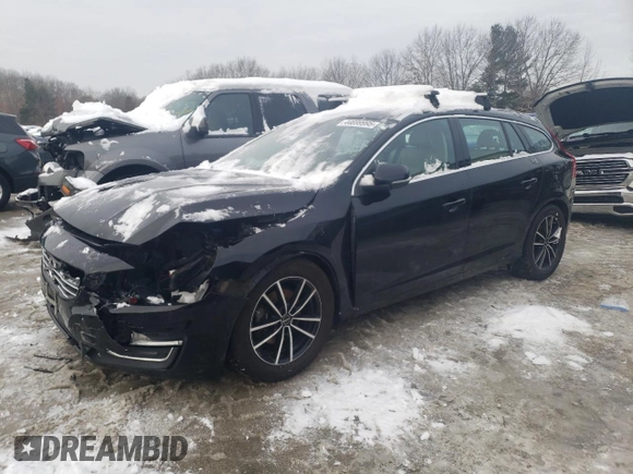 2017 Volvo V60 Premier with VIN YV140MEK6H1344578, listed as a Copart auction lot 44699995 with 89,767 mi miles and Salvage Title. Bid and sale history available at carsss.com. Image 1.