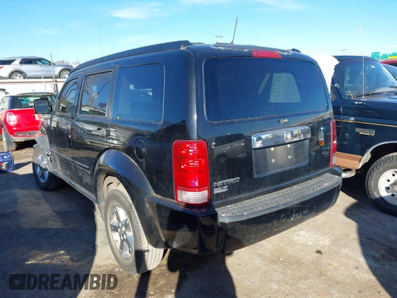 2007 Dodge Nitro SLT with VIN 1D8GT58K67W548683, listed as a IAAI auction lot 41484106 with 198,930 mi miles. Bid and sale history available at carsss.com. Image 3.