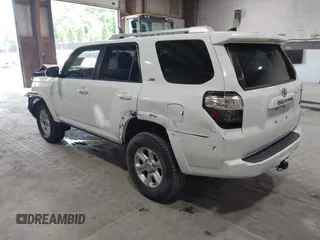 2016 Toyota 4Runner Limited with VIN JTEBU5JR8G5312700, listed as a IAAI auction lot 42368603 with 124,056 mi miles and . Bid and sale history available at DreamBid. Image 3.
