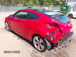 2012 Hyundai Veloster w/Gray Int z VIN KMHTC6AD0CU048339, wystawiony jako IAAI lot #42040008 z przebiegiem 117 895 mil mil oraz . Historia ofert i sprzedaży dostępna na DreamBid. Obrazek 3.