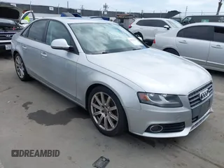 2011 Audi A4 Premium z VIN WAUAFAFLXBN050479, wystawiony jako IAAI lot #41911076 z przebiegiem 111 570 mil mil oraz . Historia ofert i sprzedaży dostępna na DreamBid. Obrazek 1.