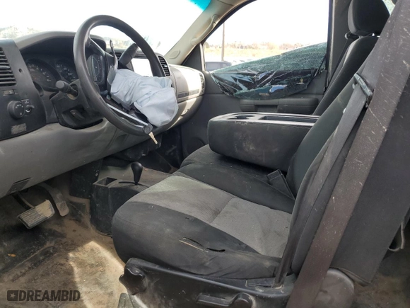 2008 GMC Sierra 1500 Work Truck with VIN 1GTEK19078Z255437, listed as a Copart auction lot 81628974 with 223,514 mi miles and Salvage Title. Bid and sale history available at carsss.com. Image 7.
