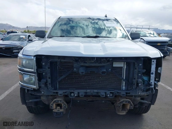 2014 Chevrolet Silverado 1500 LT with VIN 3GCUKREC9EG191780, listed as a IAAI auction lot 41920216 with 178,199 mi miles. Bid and sale history available at carsss.com. Image 6.