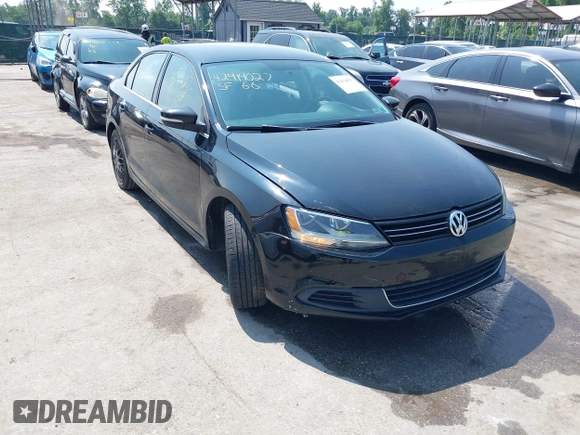 2013 Volkswagen Jetta SE with VIN 3VWDP7AJ4DM415061, listed as a IAAI auction lot 42414027 with 192,577 mi miles and . Bid and sale history available at DreamBid. Image 1.