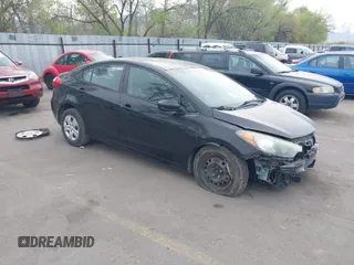 2014 Kia Forte LX with VIN KNAFK4A69E5090576, listed as a IAAI auction lot 42030318 with 1 mi miles. Bid and sale history available at carsss.com. Image 1.