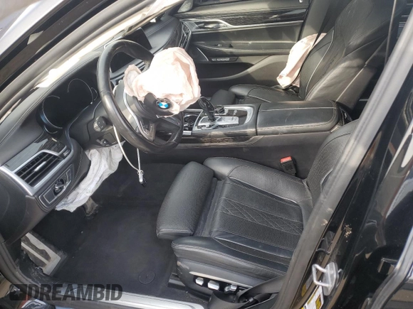 2017 BMW 7 Series with VIN WBA7H6C32HG614368, listed as a Copart auction lot 50607035 with 69,567 mi miles and Salvage title. Bid and sale history available at DreamBid. Image 7.