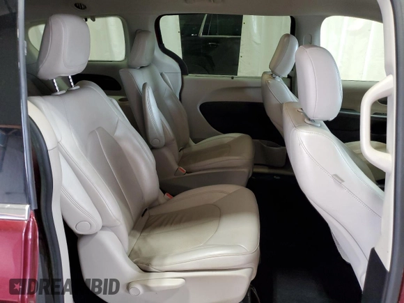 2021 Chrysler Pacifica Hybrid Touring L with VIN 2C4RC1L77MR596250, listed as a Copart auction lot 52892595 with 114,876 mi miles and Salvage title. Bid and sale history available at DreamBid. Image 11.