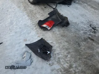 2006 Ford Freestar z VIN 2FMZA56206BA34095, wystawiony jako Copart lot #89177595 z przebiegiem 215 823 mil mil oraz Szkoda całkowita • Salvage title. Historia ofert i sprzedaży dostępna na DreamBid. Obrazek 13.