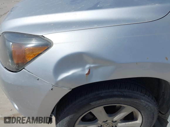 2007 Toyota RAV4 Limited with VIN JTMZK34V775014497, listed as a IAAI auction lot 41593798 with 296,866 mi miles. Bid and sale history available at carsss.com. Image 6.