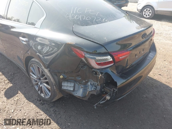2021 Infiniti Q50 Red Sport 400 z VIN JN1FV7DR6MM880572, wystawiony jako IAAI lot #42411884 z przebiegiem 31 436 mil mil oraz . Historia ofert i sprzedaży dostępna na DreamBid. Obrazek 6.