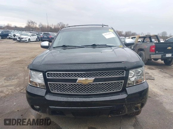 2011 Chevrolet Avalanche LTZ with VIN 3GNTKGE33BG111277, listed as a IAAI auction lot 42123375 with 209,024 mi miles. Bid and sale history available at carsss.com. Image 12.