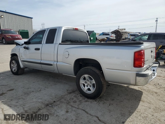 2006 Dodge Dakota SLT with VIN 1D7HE42K86S516698, listed as a Copart auction lot 45666515 with 47,013 mi miles and Salvage Title. Bid and sale history available at carsss.com. Image 2.