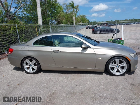 2008 BMW 3 Series 335i z VIN WBAWL73568PX52934, wystawiony jako IAAI lot #42212988 z przebiegiem 76 023 mil mil oraz . Historia ofert i sprzedaży dostępna na DreamBid. Obrazek 13.