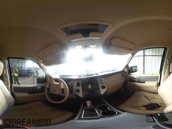 2014 Ford Expedition Max XLT с VIN 1FMJK1H54EEF13486, выставлен на аукционе IAAI как лот 41198753 с пробегом 130 797 миль миль и . История ставок и продаж доступна на DreamBid. Изображение 18.