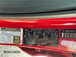2018 Kia Niro LX with VIN KNDCB3LC3J5132401, listed as a Copart auction lot 43202885 with 87,900 mi miles and Clean Title. Bid and sale history available at carsss.com. Image 10.