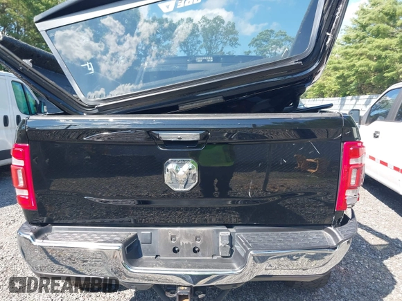 2022 Ram 2500 Limited with VIN 3C6UR5TLXNG377875, listed as a IAAI auction lot 42610178 with 46,390 mi miles and . Bid and sale history available at DreamBid. Image 16.