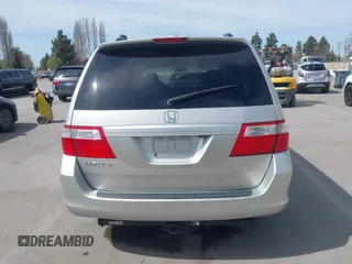 2006 Honda Odyssey EX-L z VIN 5FNRL38736B089963, wystawiony jako IAAI lot #41858061 z przebiegiem 178 845 mil mil oraz . Historia ofert i sprzedaży dostępna na DreamBid. Obrazek 16.