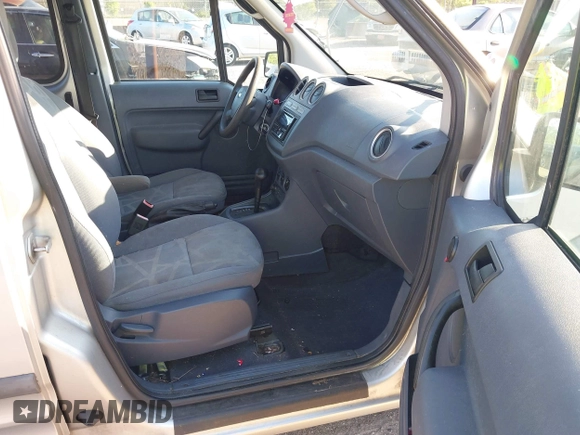 2010 Ford Transit Connect XLT с VIN NM0KS9BN3AT020983, выставлен на аукционе IAAI как лот 42074641 с пробегом 179 103 миль миль и . История ставок и продаж доступна на DreamBid. Изображение 5.