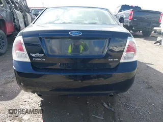 2007 Ford Fusion SE with VIN 3FAHP07177R105132, listed as a IAAI auction lot 41705099 with 222,344 mi miles. Bid and sale history available at carsss.com. Image 17.