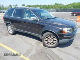 2008 Volvo XC90 V8 with VIN YV4CZ852681425205, listed as a IAAI auction lot 42061729 with 156,884 mi miles. Bid and sale history available at carsss.com. Image 1.