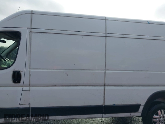 2014 Ram ProMaster Cargo with VIN 3C6URVJG1EE117303, listed as a IAAI auction lot 41498073 with 132,201 mi miles and . Bid and sale history available at DreamBid. Image 14.