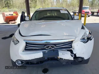 2015 Infiniti QX70 with VIN JN8CS1MU3FM381990, listed as a IAAI auction lot 42034244 with Not Provided miles and . Bid and sale history available at DreamBid. Image 12.