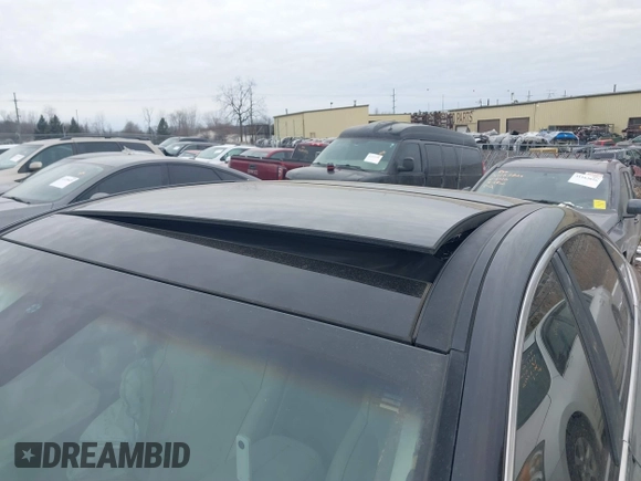 2015 Hyundai Genesis 5.0L with VIN KMHGN4JF3FU064668, listed as a IAAI auction lot 41139235 with 58,353 mi miles. Bid and sale history available at carsss.com. Image 17.