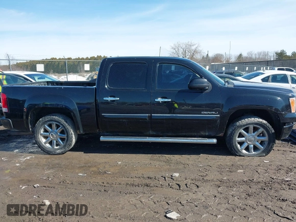 2013 GMC Sierra 1500 Denali z VIN 3GTP2XE24DG337445, wystawiony jako IAAI lot #41666850 z przebiegiem 177 092 mil mil oraz . Historia ofert i sprzedaży dostępna na DreamBid. Obrazek 14.