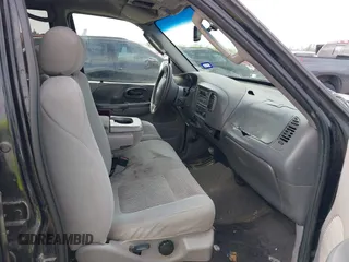 2003 Ford F-150 XLT with VIN 1FTRW07623KB30354, listed as a IAAI auction lot 41960766 with 366,800 mi miles. Bid and sale history available at carsss.com. Image 5.