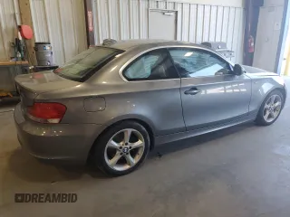 2010 BMW 1 Series 128i with VIN WBAUP7C58AVK77512, listed as a Copart auction lot 68623084 with 111,092 mi miles and Salvage Title. Bid and sale history available at carsss.com. Image 3.