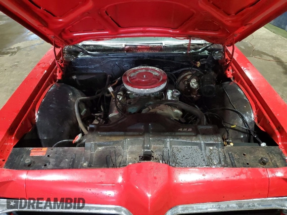 1967 Pontiac Bonneville z VIN 262677X151736, wystawiony jako Copart lot #53702455 z przebiegiem 55 561 mil mil oraz Czysty tytuł • Clean title. Historia ofert i sprzedaży dostępna na DreamBid. Obrazek 11.