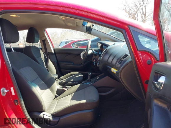 2016 Kia Forte LX with VIN KNAFX4A61G5523747, listed as a IAAI auction lot 41816126 with 117,760 mi miles. Bid and sale history available at carsss.com. Image 5.