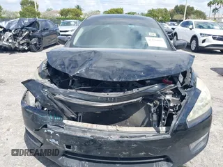 2015 Nissan Altima 2.5 SL with VIN 1N4AL3AP1FN358203, listed as a IAAI auction lot 41876809 with 130,921 mi miles. Bid and sale history available at carsss.com. Image 13.
