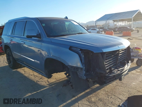 2016 Cadillac Escalade Premium Collection z VIN 1GYS4CKJ5GR382840, wystawiony jako IAAI lot #41824950 z przebiegiem 235 931 mil mil oraz . Historia ofert i sprzedaży dostępna na DreamBid. Obrazek 1.