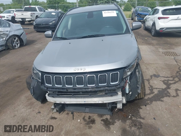 2018 Jeep Compass Latitude z VIN 3C4NJDBB2JT140726, wystawiony jako IAAI lot #42349231 z przebiegiem 125 328 mil mil oraz . Historia ofert i sprzedaży dostępna na DreamBid. Obrazek 12.
