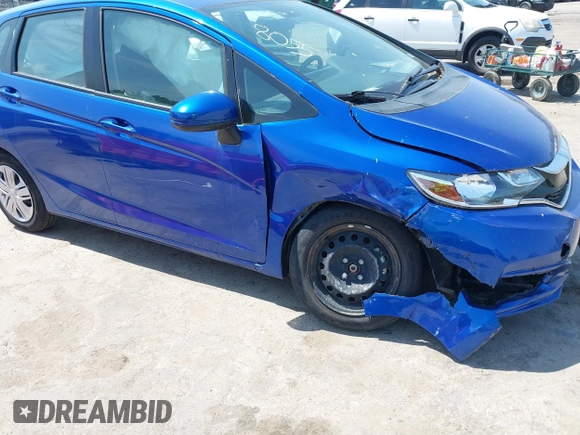 2019 Honda Fit LX with VIN 3HGGK5H48KM749935, listed as a IAAI auction lot 42082491 with 19,077 mi miles. Bid and sale history available at carsss.com. Image 6.