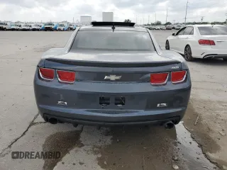 2010 Chevrolet Camaro 2SS z VIN 2G1FK1EJ3A9182899, wystawiony jako Copart lot #51444675 z przebiegiem Nie podano mil oraz Szkody całkowita. Historia ofert i sprzedaży dostępna na DreamBid. Obrazek 6.