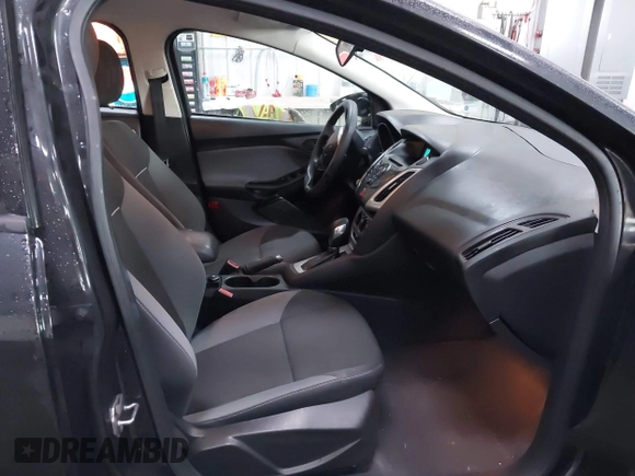 2012 Ford Focus SE с VIN 1FAHP3F22CL394151, выставлен на аукционе IAAI как лот 42146644 с пробегом 79 433 миль миль и . История ставок и продаж доступна на DreamBid. Изображение 5.