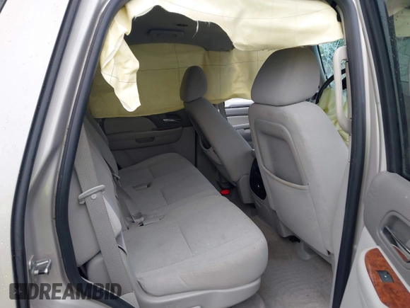 2007 Chevrolet Tahoe LTZ with VIN 1GNFK13097J406134, listed as a IAAI auction lot 42318310 with 137,106 mi miles and . Bid and sale history available at DreamBid. Image 8.