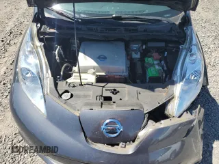 2013 Nissan LEAF SV z VIN 1N4AZ0CP5DC421533, wystawiony jako Copart lot #55692655 z przebiegiem 52 156 mil mil oraz Szkoda całkowita • Salvage title. Historia ofert i sprzedaży dostępna na DreamBid. Obrazek 11.