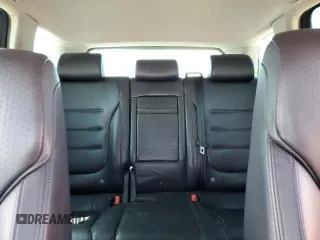 2013 Volkswagen Touareg Exec z VIN WVGEF9BP7DD008870, wystawiony jako Copart lot #56552285 z przebiegiem 234 609 mil mil oraz Tytuł czysty. Historia ofert i sprzedaży dostępna na DreamBid. Obrazek 10.
