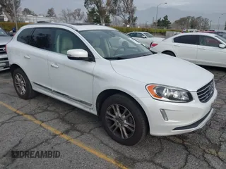 2015 Volvo XC60 z VIN YV426MDCXF2561948, wystawiony jako IAAI lot #41707934 z przebiegiem 95 010 mil mil oraz . Historia ofert i sprzedaży dostępna na DreamBid. Obrazek 1.