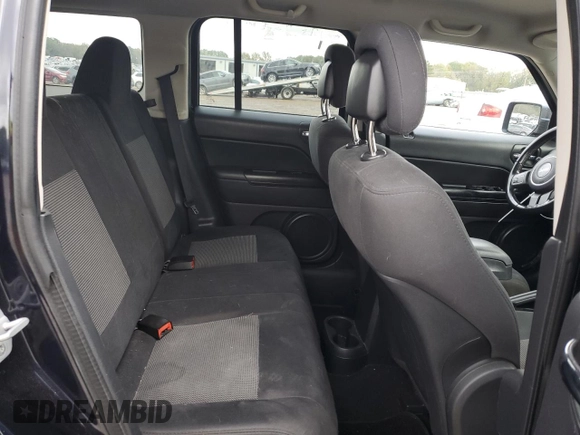 2011 Jeep Patriot Latitude with VIN 1J4NF1GB1BD177051, listed as a Copart auction lot 79282224 with 175,060 mi miles and Salvage Title. Bid and sale history available at DreamBid. Image 12.